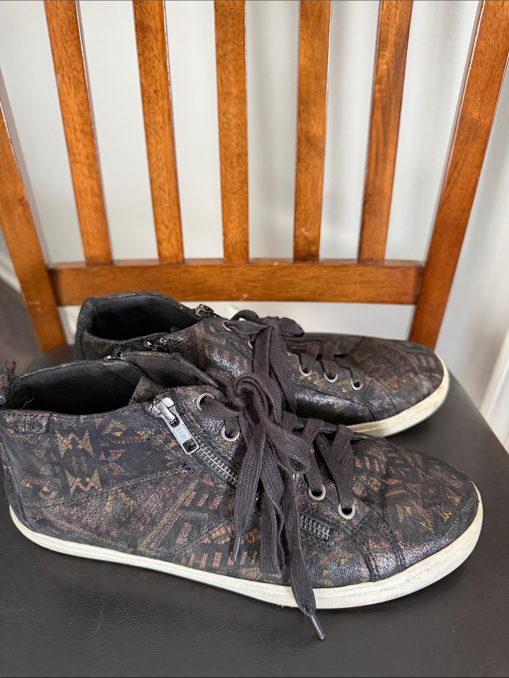 EUC! Rockport Hi-Top Sneakers